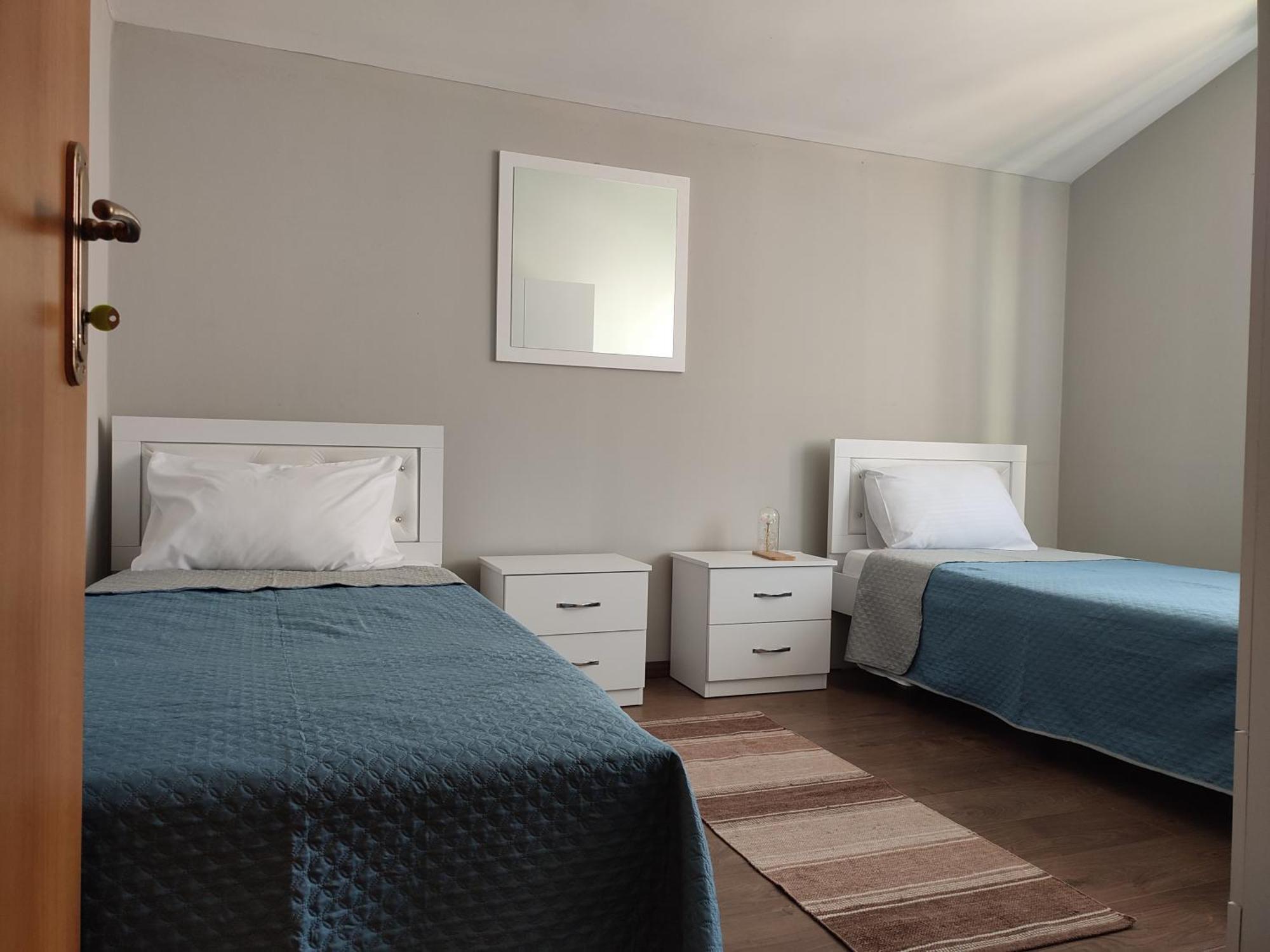 Rooms Xani Tirana Esterno foto